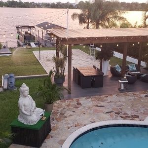 Meet your Posher, Sandy